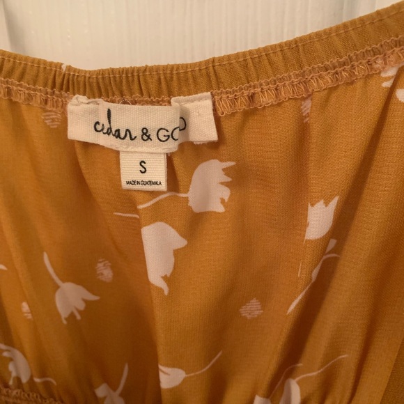 Dress - Picture 3 of 3